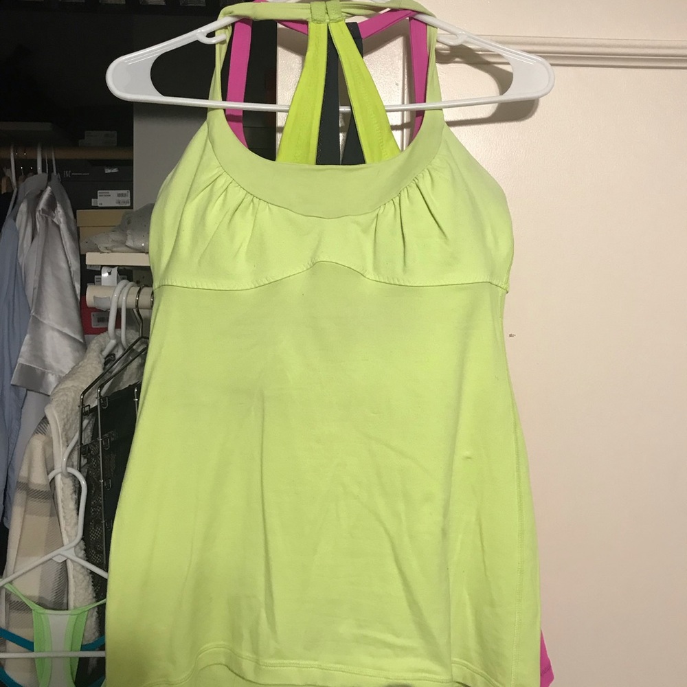 Lululemon tank